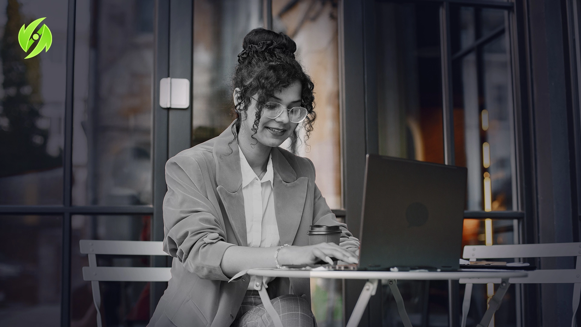 معنى فري لانسر